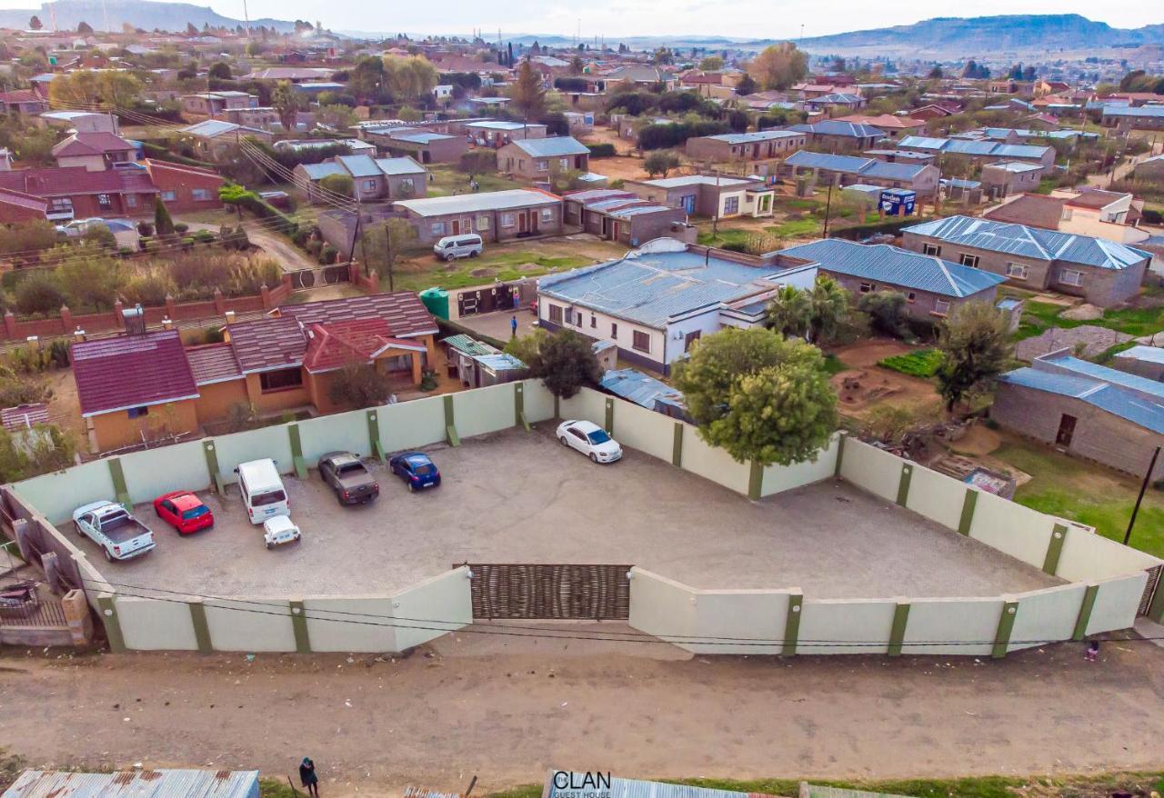 The Clan Guest House Maseru Extérieur photo